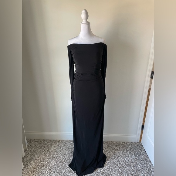 LA FEMME Long Sleeve Off The Shoulder Jersey Evening Gown - Picture 4 of 6